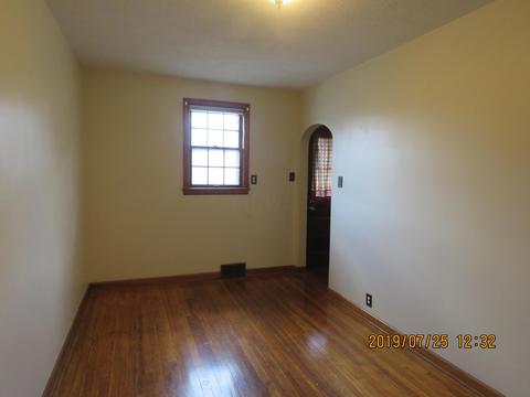574 Warner Ave, Logan, OH 43138 photo 7