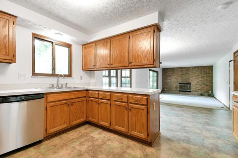 2412 Willis Rd, Dublin, OH 43016 photo 6