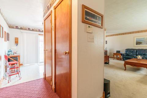 130 Rustic Dr, Circleville, OH 43113 photo 4