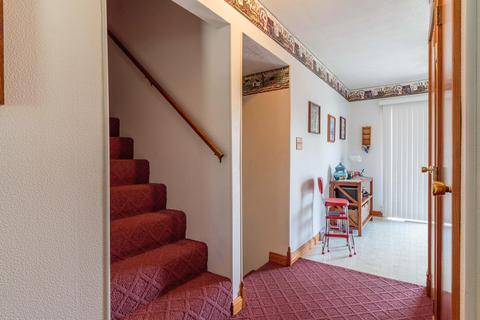 130 Rustic Dr, Circleville, OH 43113 photo 3