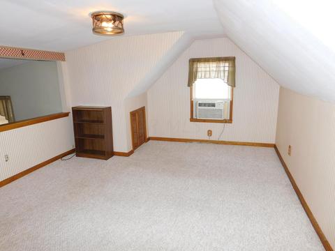 313 E Mound St, Circleville, OH 43113 photo 23