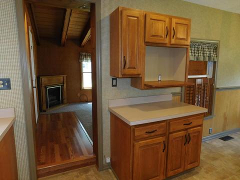 313 E Mound St, Circleville, OH 43113 photo 8
