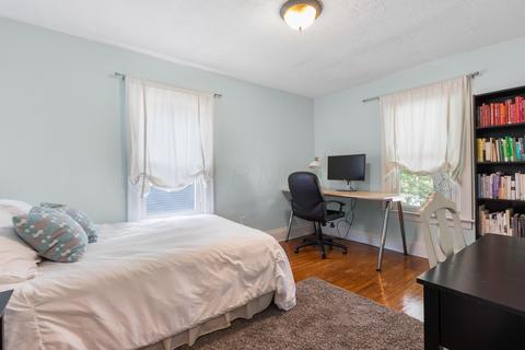 144 E Kelso Rd, Columbus, OH 43202 photo 20