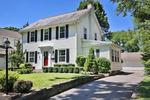 426 E Torrence Rd, Columbus, OH 43214 photo 2