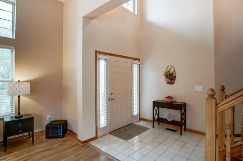 7464 Maynooth Dr, Dublin, OH 43017 photo 2