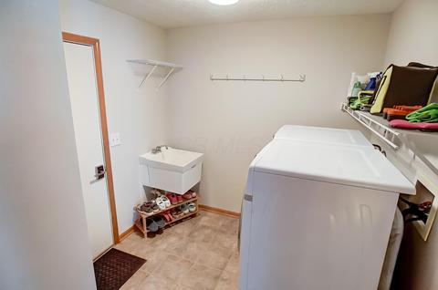 7464 Maynooth Dr, Dublin, OH 43017 photo 17