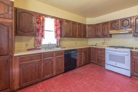 430 Brown St, Circleville, OH 43113 photo 5