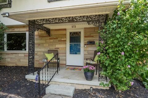 573 S Kellner Rd, Columbus, OH 43209 photo 2