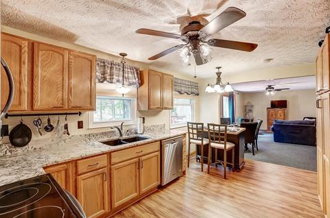 1337 Silvertree Dr, Galloway, OH 43119 photo 39