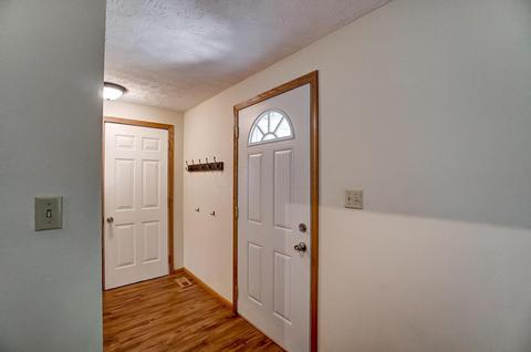 1337 Silvertree Dr, Galloway, OH 43119 photo 5