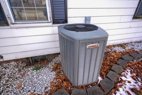324 S Washington St, Circleville, OH 43113 photo 12
