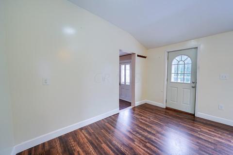 324 S Washington St, Circleville, OH 43113 photo 30