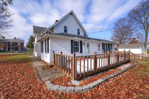 324 S Washington St, Circleville, OH 43113 photo 9