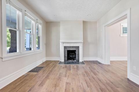 619 E 4th Ave, Columbus, OH 43201 photo 12