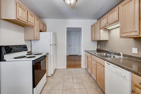 369 Kenbrook Dr, Worthington, OH 43085 photo 9