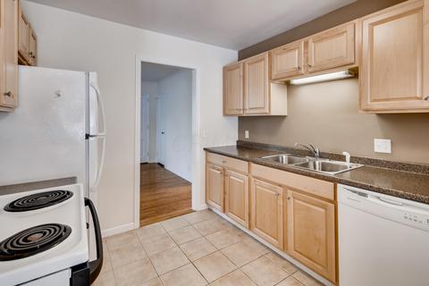 369 Kenbrook Dr, Worthington, OH 43085 photo 10