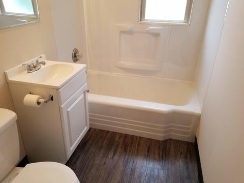 883 Ruby Ave, Columbus, OH 43227 photo 4