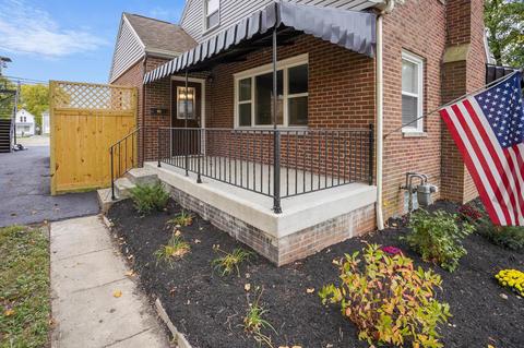 347 E Markison Ave, Columbus, OH 43207 photo 2