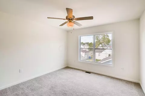 722 E Deshler Ave, Columbus, OH 43206 photo 16
