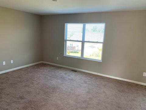 642 Green Forest Pl, Lithopolis, OH 43136 photo 5