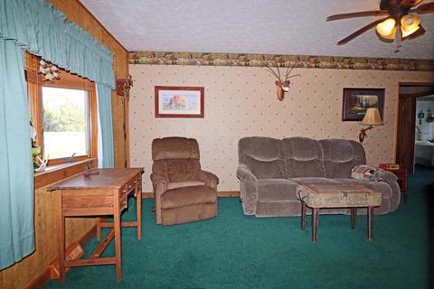 23110 Alkire Rd, Circleville, OH 43113 photo 6