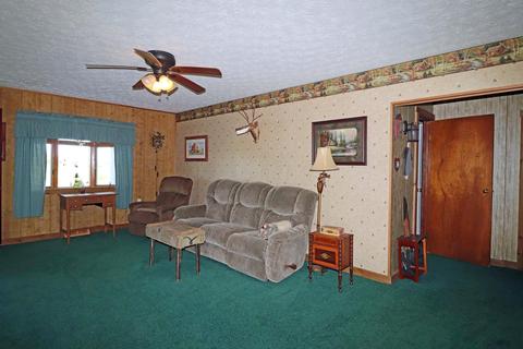 23110 Alkire Rd, Circleville, OH 43113 photo 8