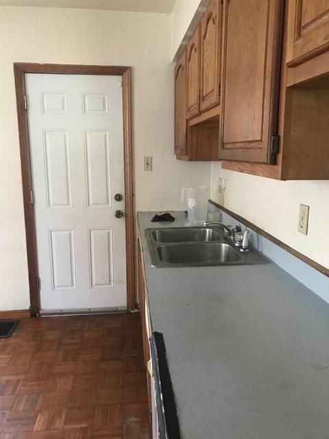 877 Ruby Ave, Columbus, OH 43227 photo 3