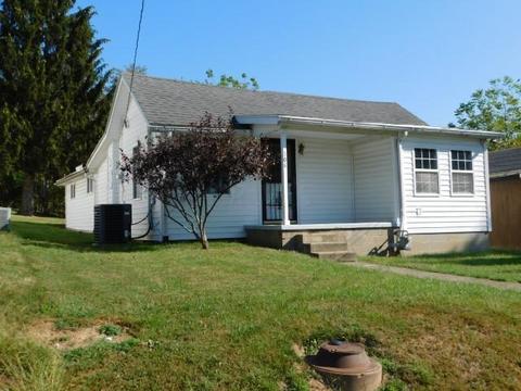 506 Angle Ave, Logan, OH 43138 photo 1