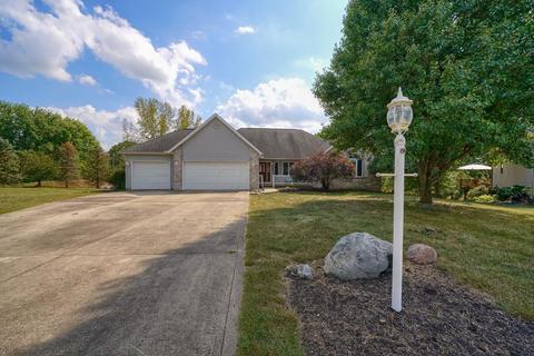 1081 Ridge Dr, Circleville, OH 43113 photo 3