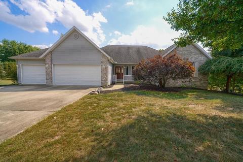 1081 Ridge Dr, Circleville, OH 43113 photo 1
