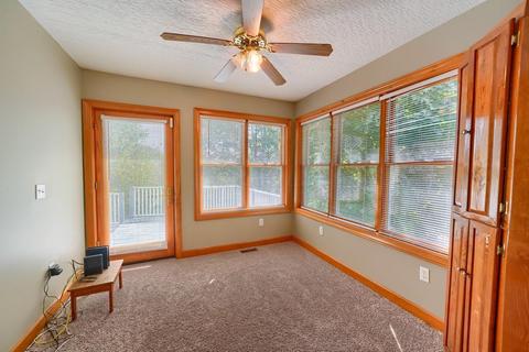 1081 Ridge Dr, Circleville, OH 43113 photo 13