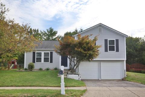 2086 Camelback Dr, Columbus, OH 43228 photo 1