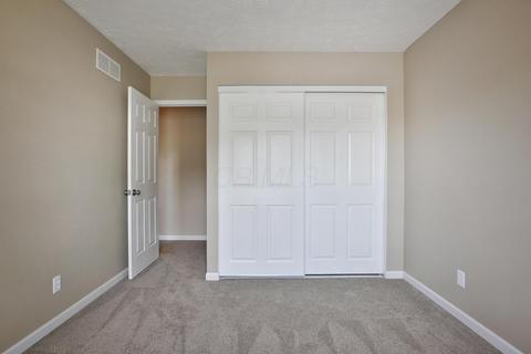 2086 Camelback Dr, Columbus, OH 43228 photo 20