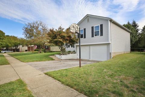 2086 Camelback Dr, Columbus, OH 43228 photo 2