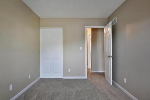 2086 Camelback Dr, Columbus, OH 43228 photo 18