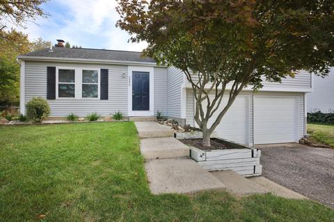 2086 Camelback Dr, Columbus, OH 43228 photo 3