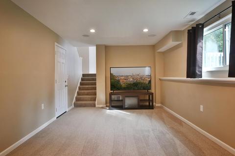 2086 Camelback Dr, Columbus, OH 43228 photo 27
