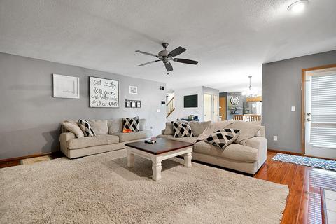 1645 Marshall Ave, Obetz, OH 43207 photo 9
