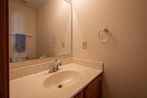 1498 Hackworth St, Columbus, OH 43207 photo 17