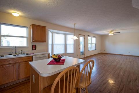 1498 Hackworth St, Columbus, OH 43207 photo 6