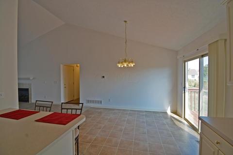 111 Castleton Ct, Pataskala, OH 43062 photo 7