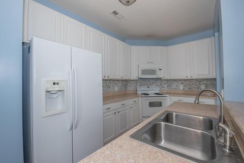 608 Lamplight Dr, Delaware, OH 43015 photo 13
