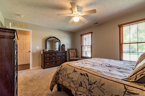 1800 Willow Lakes Dr, Springfield, OH 45502 photo 28
