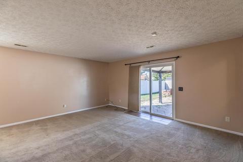 6220 Jolliff St, Galloway, OH 43119 photo 4