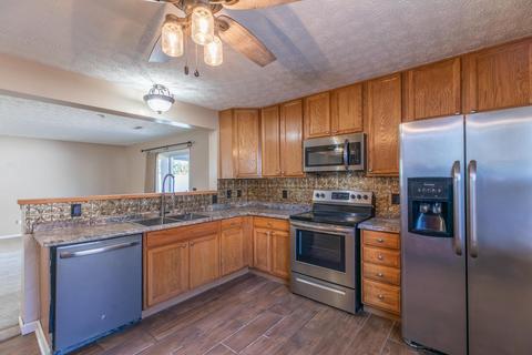 6220 Jolliff St, Galloway, OH 43119 photo 6