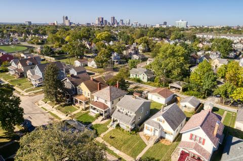 752 E Deshler Ave, Columbus, OH 43206 photo 3