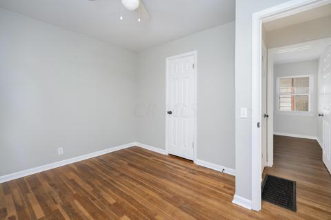 752 E Deshler Ave, Columbus, OH 43206 photo 19