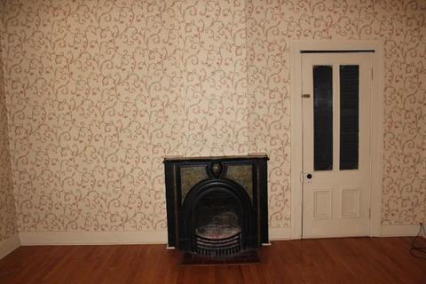 404 S Pickaway St, Circleville, OH 43113 photo 5