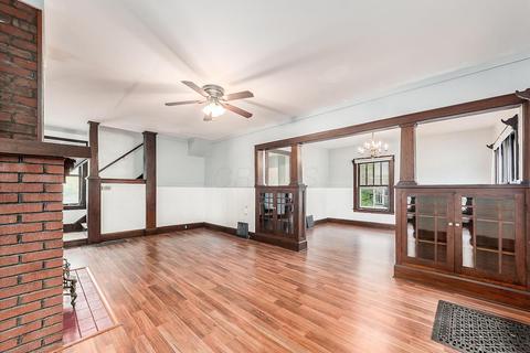 2758 E High St, Springfield, OH 45505 photo 4