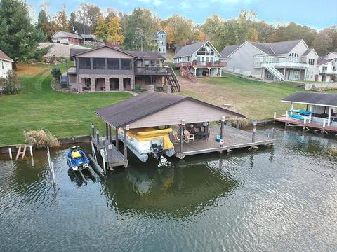 428 Baldwin Dr, Howard, OH 43028 photo 2